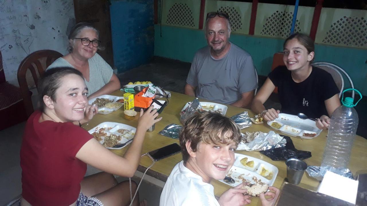 אגרה Superinn Home Stay& Guest House מראה חיצוני תמונה
