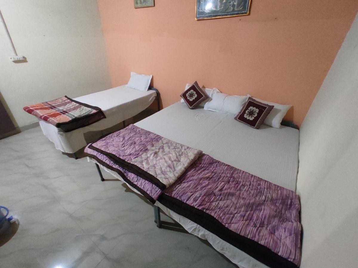 אגרה Superinn Home Stay& Guest House מראה חיצוני תמונה